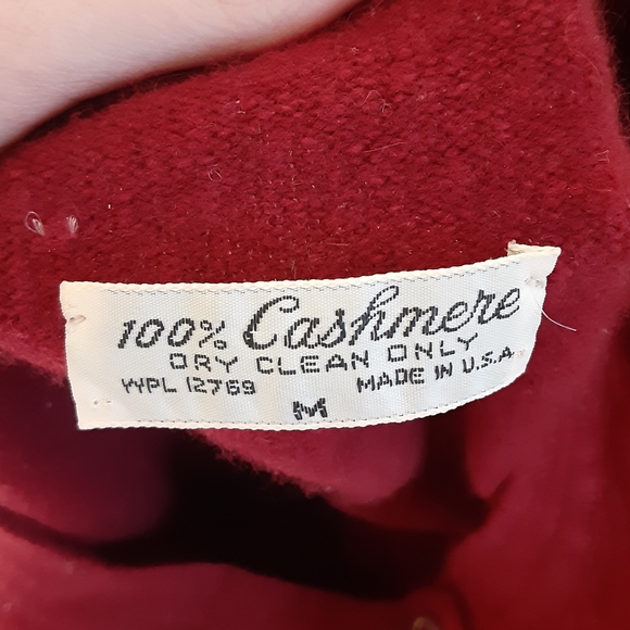 Vintage 100% Cashmere Red Dress with Belt - Picture 5 of 9